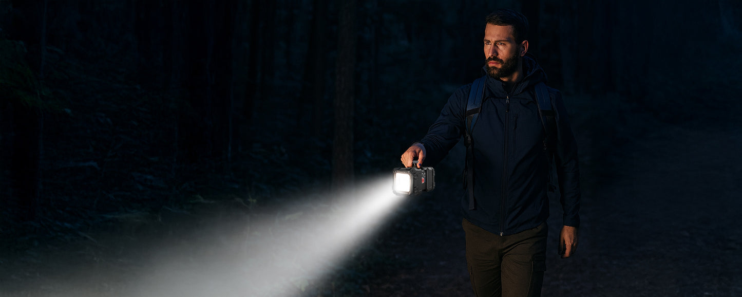 Galingas LED prožektorius 40W su Power Bank – dvipusis įkraunamas stovyklavimo žibintas